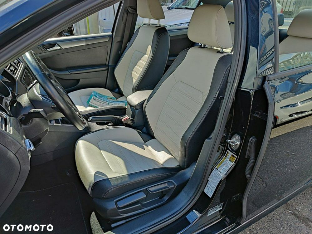 Volkswagen Jetta 1.8T SE - 6