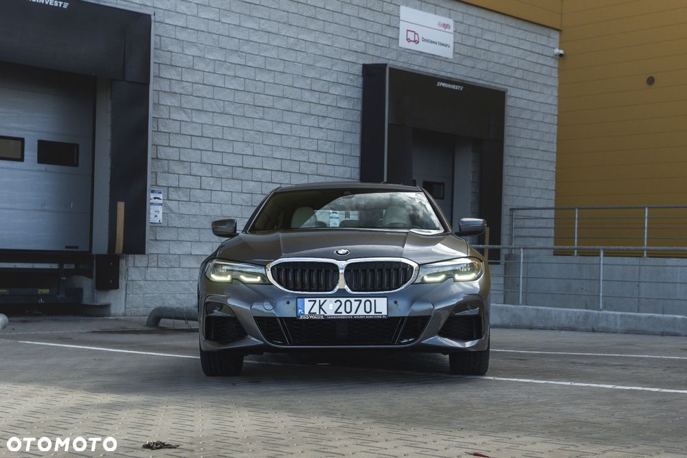 BMW Seria 3 330i xDrive - 3