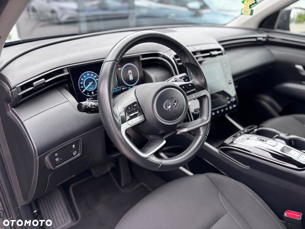 Hyundai Tucson 1.6 T-GDi HEV Modern 2WD - 33