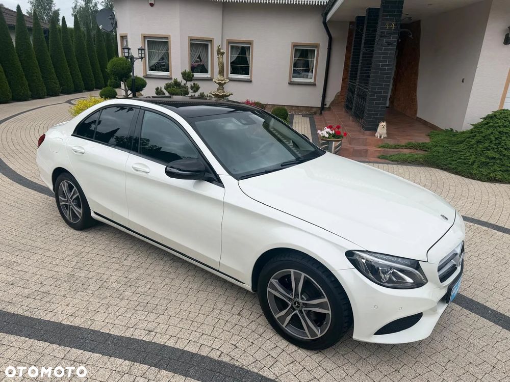 Mercedes-Benz Klasa C 200 9G-TRONIC Exclusive - 39