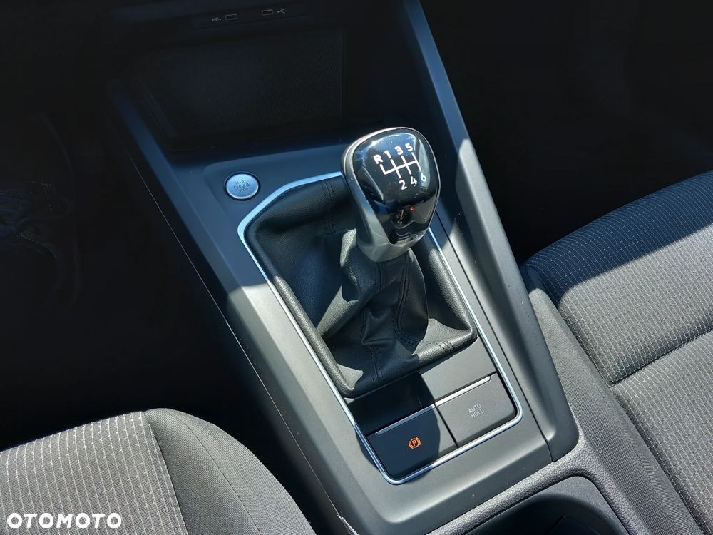 Volkswagen Golf 1.0 TSI - 21