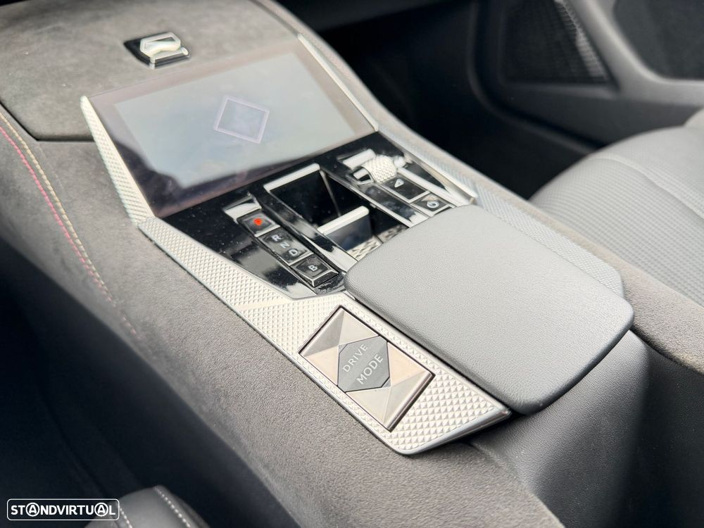 DS DS4 E-Tense Performance Line EAT8 - 23