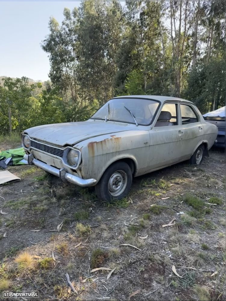 Ford Escort - 3