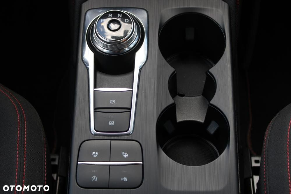 Ford Kuga - 18
