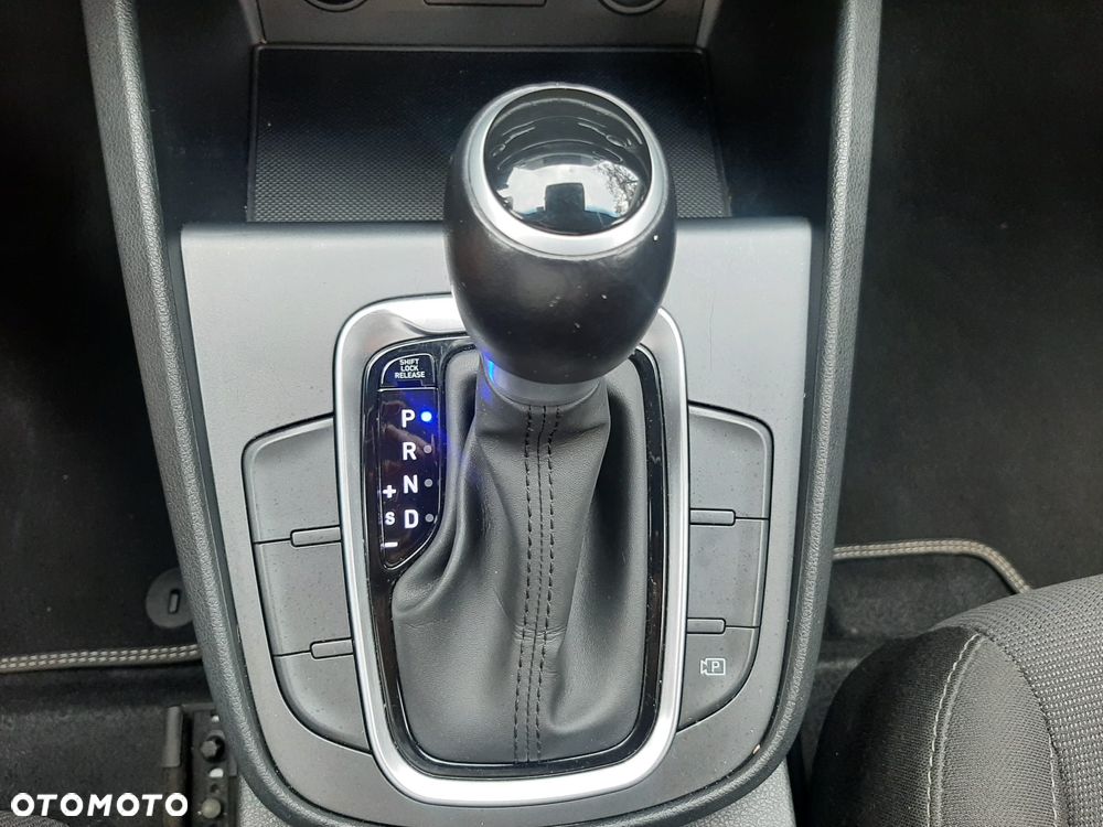 Hyundai Kona 1.6 GDI Hybrid Smart DCT - 34