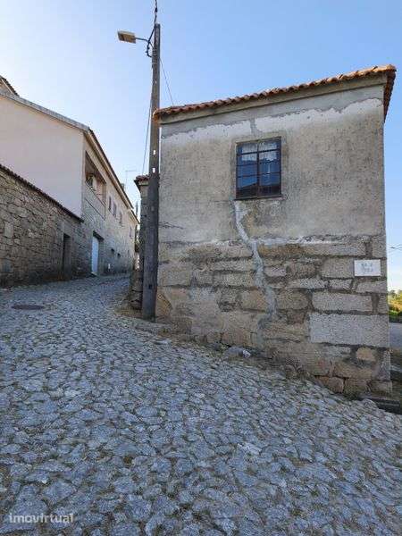 Casa rústica para remodelação - Grande imagem: 2/12