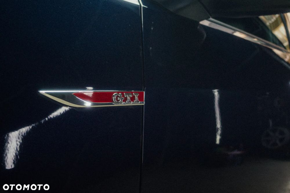 Volkswagen Golf GTI Performance BlueMotion Technology - 3