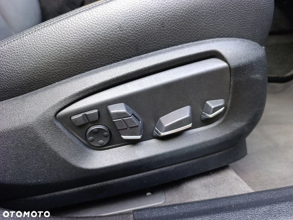 BMW 5GT 535d xDrive Tursimo Modern Line - 18