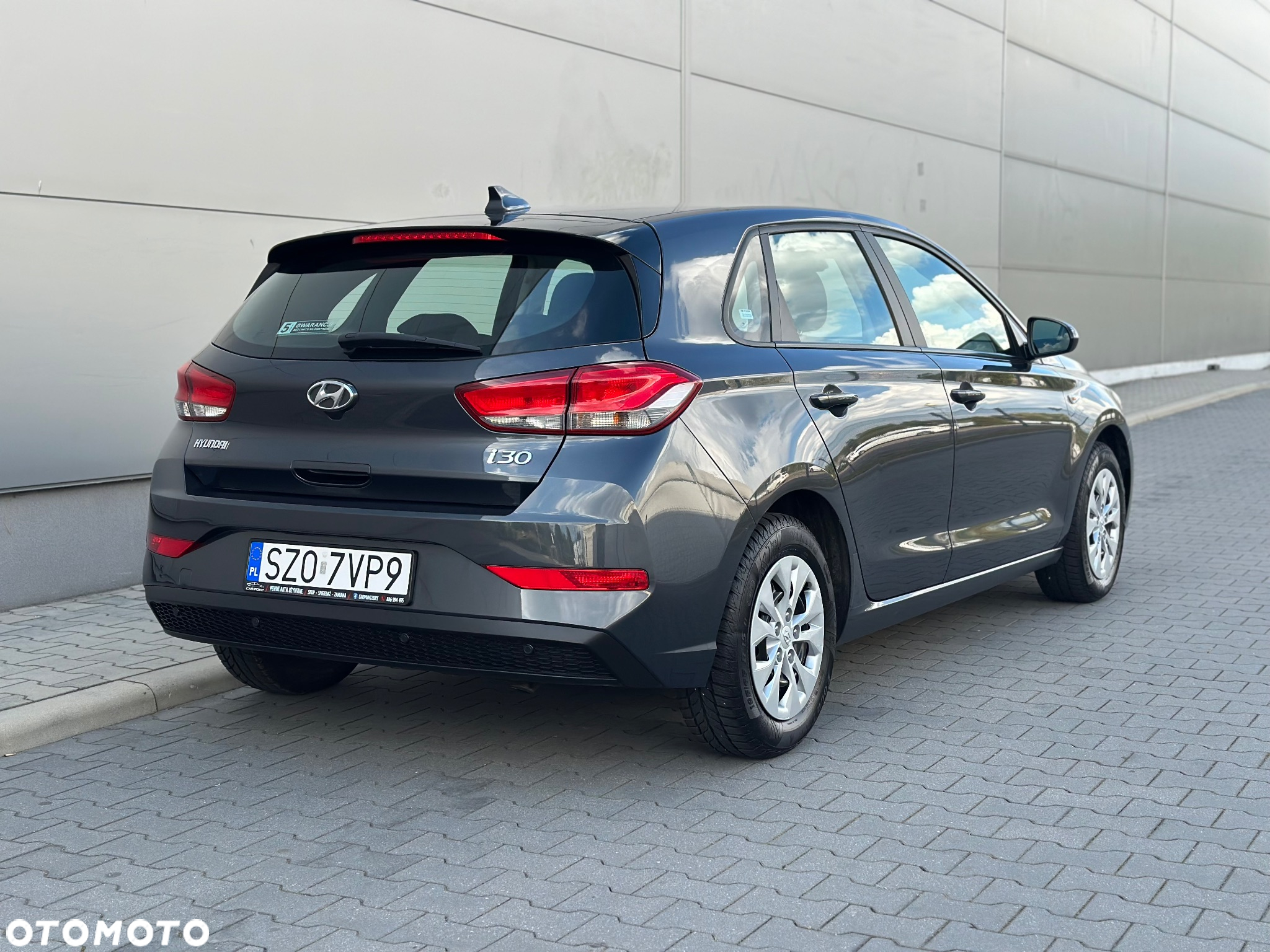 Hyundai i30 1.5 DPI Classic + - 8