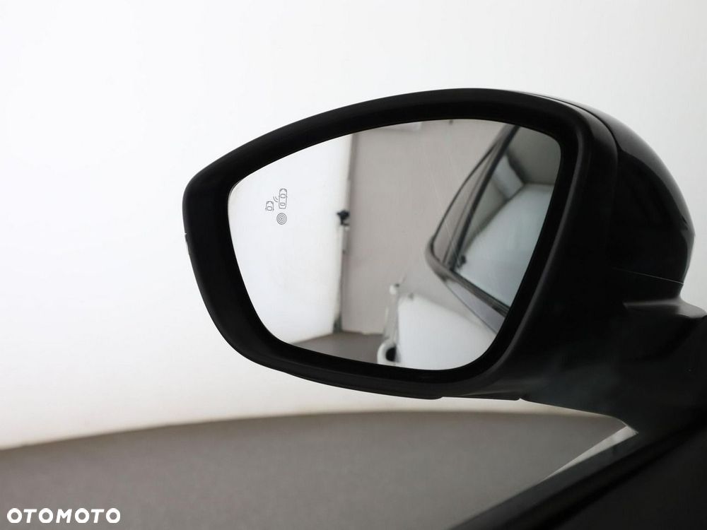 Peugeot 2008 1.2 PureTech GT S&S - 38