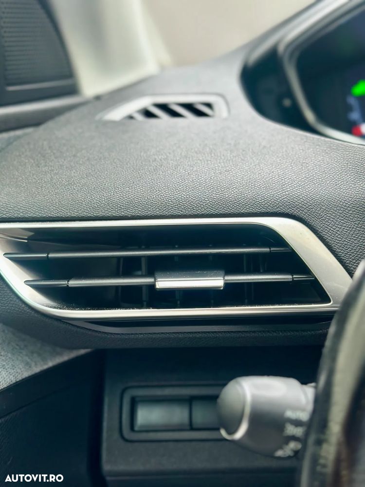 Peugeot 3008 - 30