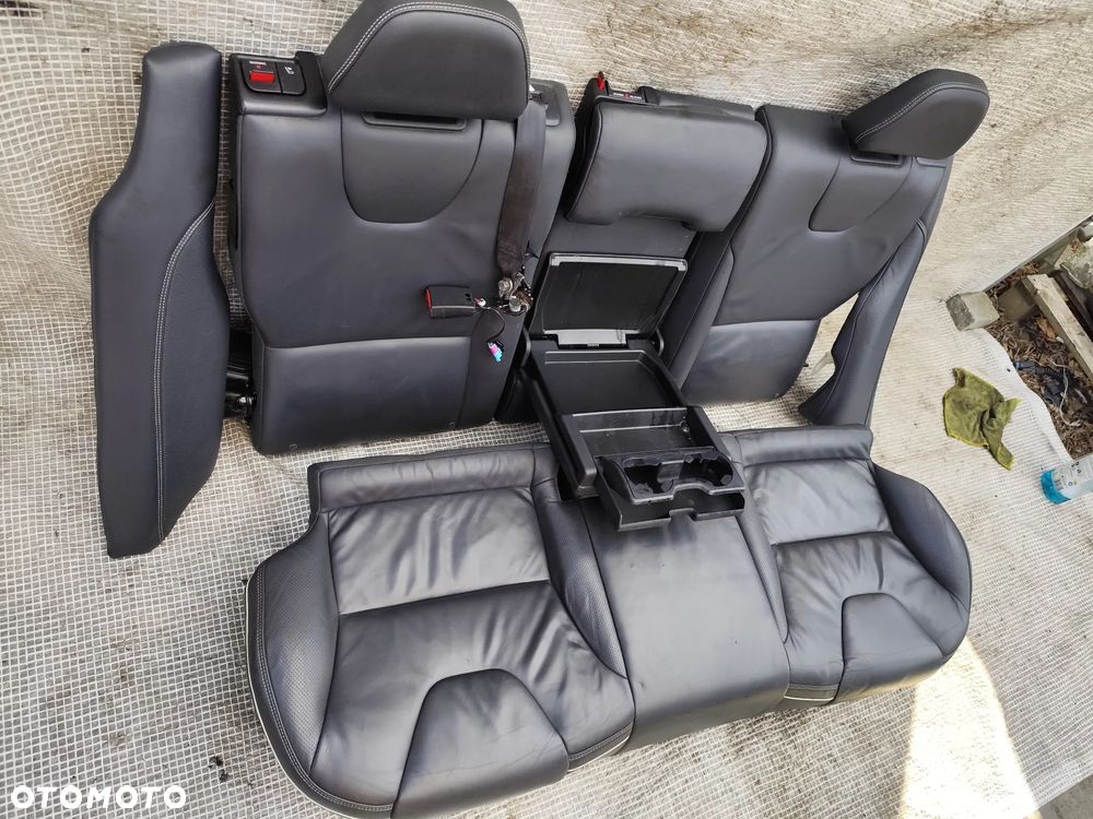 Volvo XC60 I Lift 13-18 R-Design Kanapa Tylna Oparcie Skóra Skórzana - 9