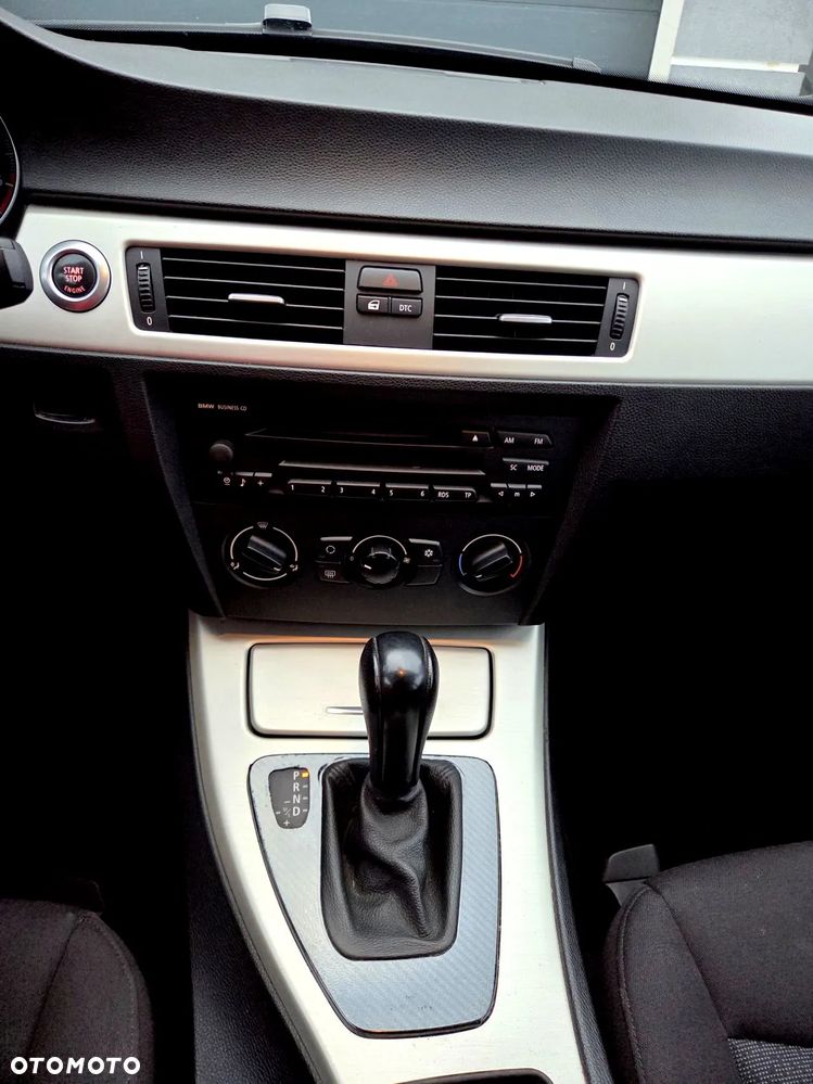 BMW Seria 3 - 22