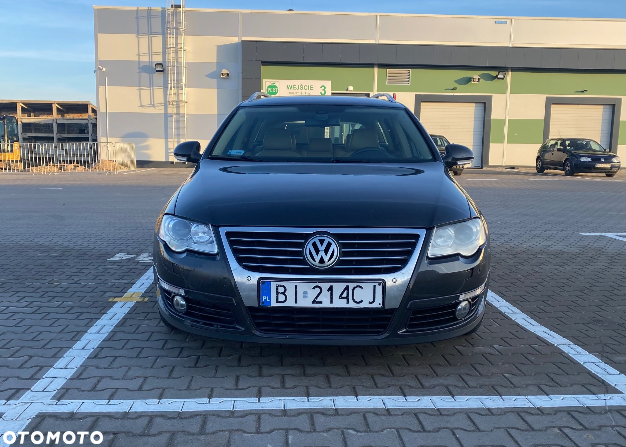 Volkswagen Passat Variant 2.0 Blue TDI DPF Sportline - 9