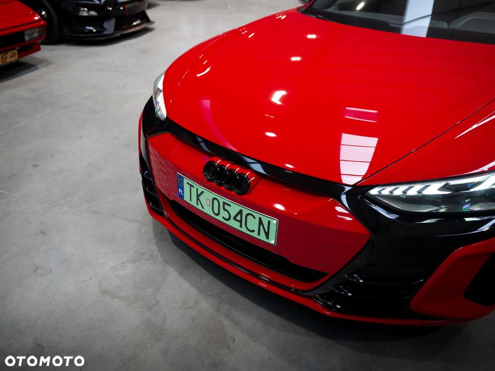 Audi e-tron GT - 4