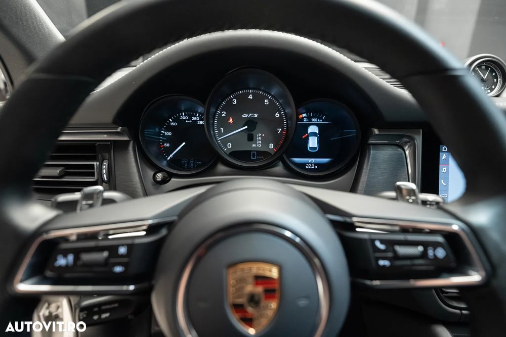 Porsche Macan GTS - 18