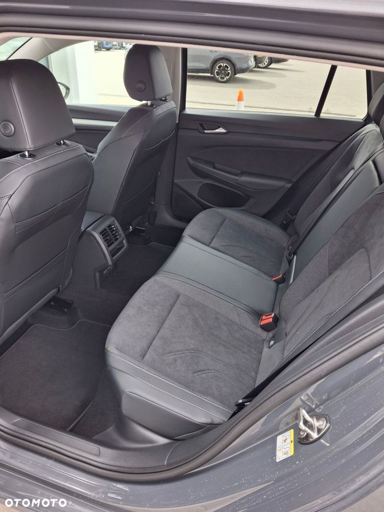Volkswagen Golf Variant 1.5 TSI Life Plus - 16