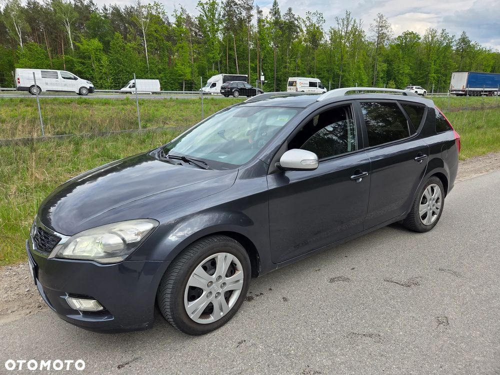 Kia Ceed 1.6 Crdi Comfort + - 4