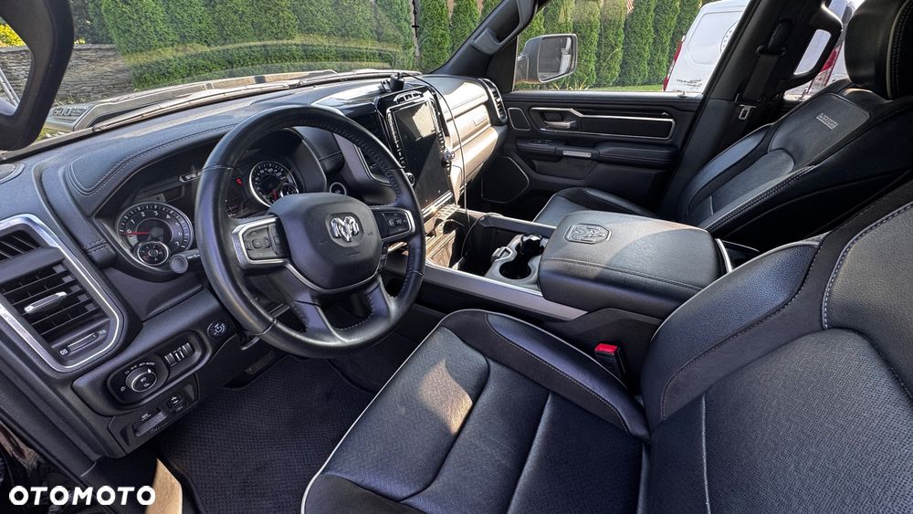 RAM 1500 5.7 eTorque Crew Cab Shortbed Laramie Black - 20