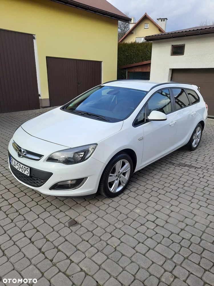 Opel Astra 1.4 T Sport - 2