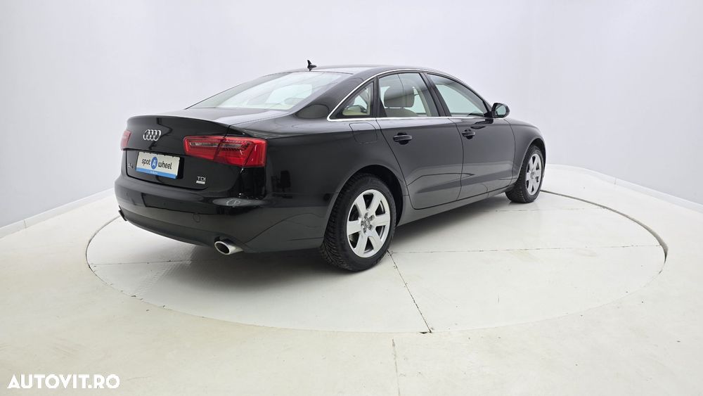 Audi A6 - 6