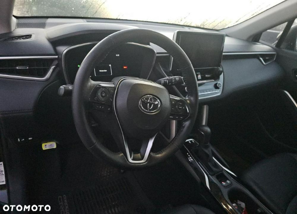 Toyota Corolla Cross - 9