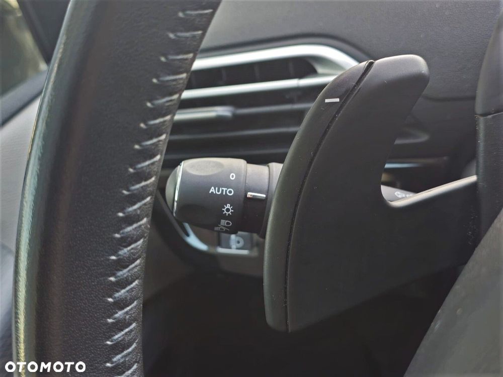 Citroën C4 SpaceTourer 1.2 PureTech More Life S&S EAT8 - 18