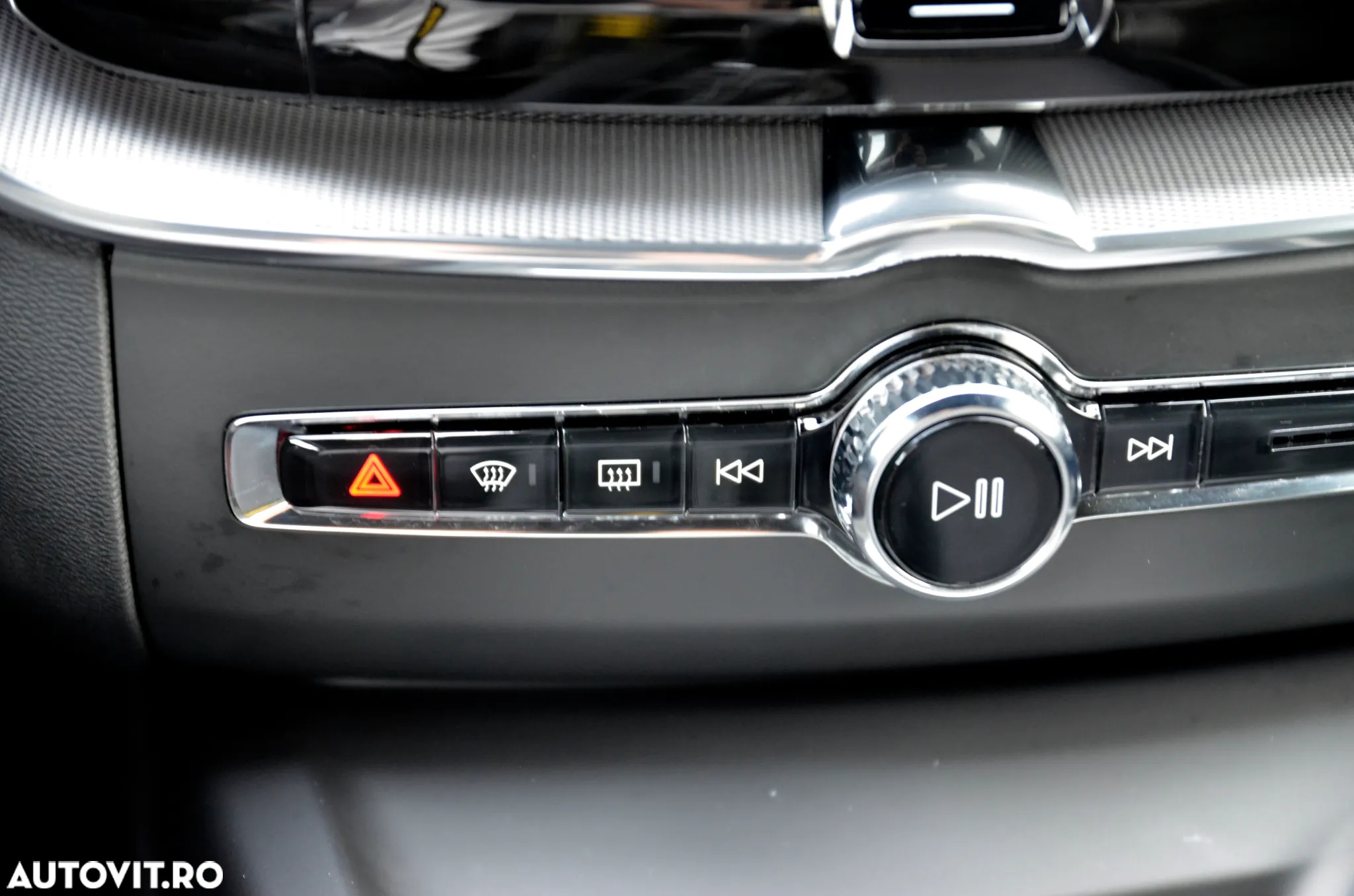 Volvo XC 60 D3 R-Design - 29