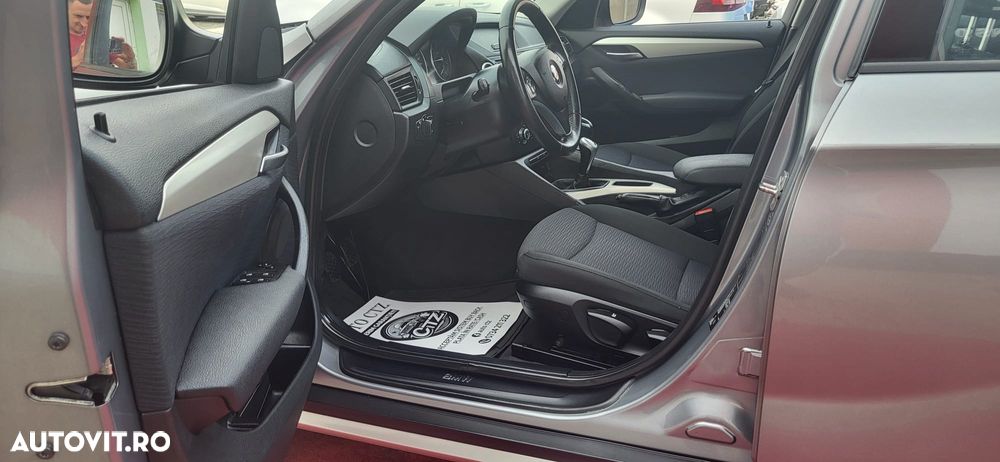 BMW X1 sDrive18d - 37