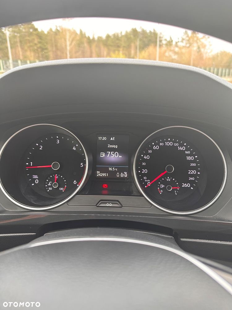 Volkswagen Tiguan 1.6 TDI BMT SCR Trendline - 24