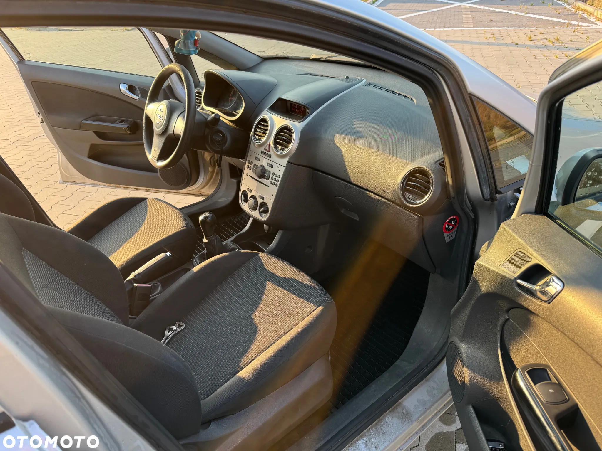 Opel Corsa - 8
