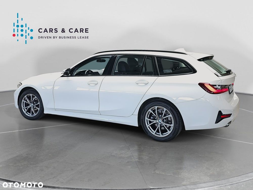 BMW Seria 3 318d Sport Line - 11