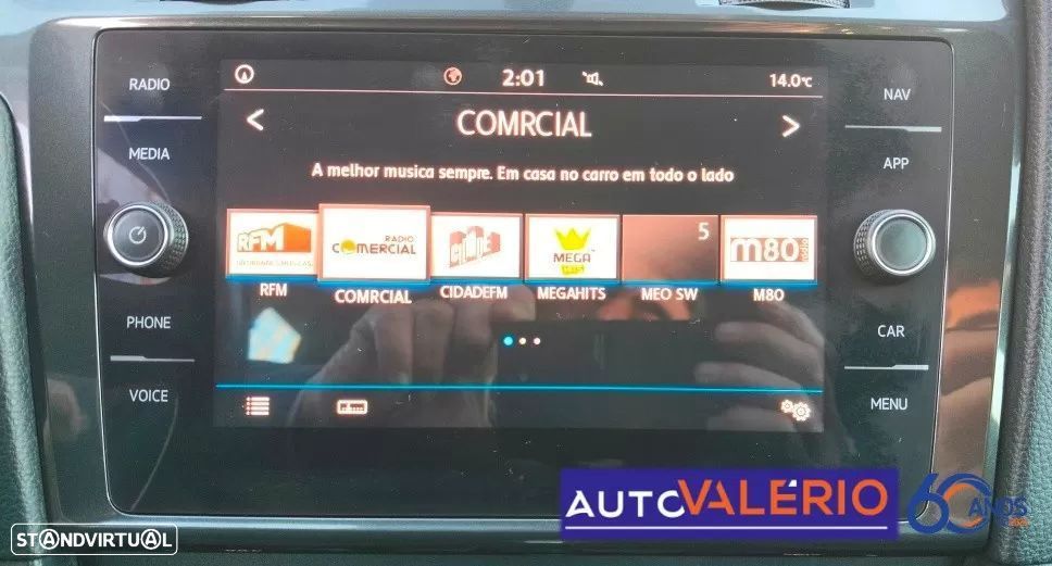 VW Golf Variant 1.6 TDi Confortline DSG - 20