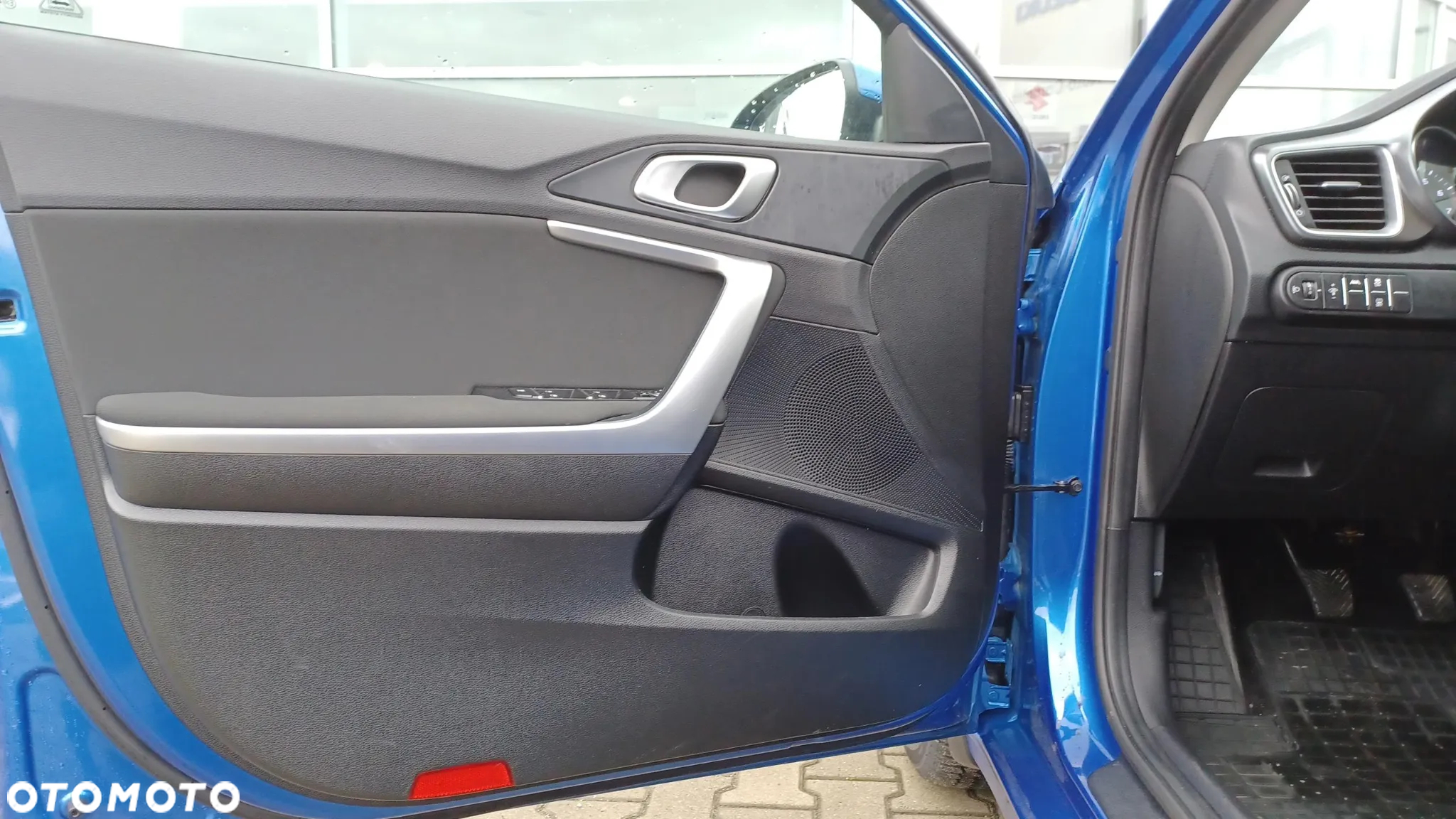 Kia Ceed 1.5 T-GDI M - 10