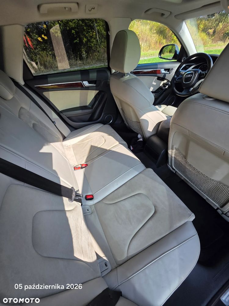 Audi A4 Allroad - 14