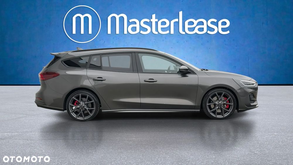 Ford Focus 2.3 EcoBoost ST X - 2