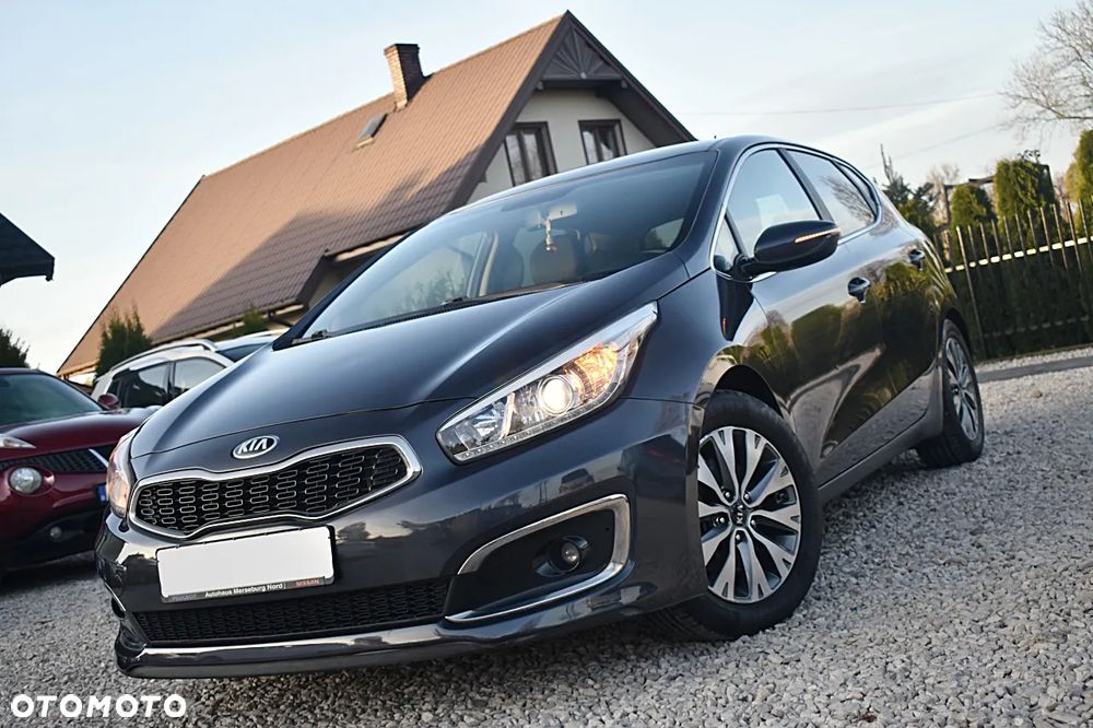 Kia Ceed Cee'd 1.6 CRDi XL - 1