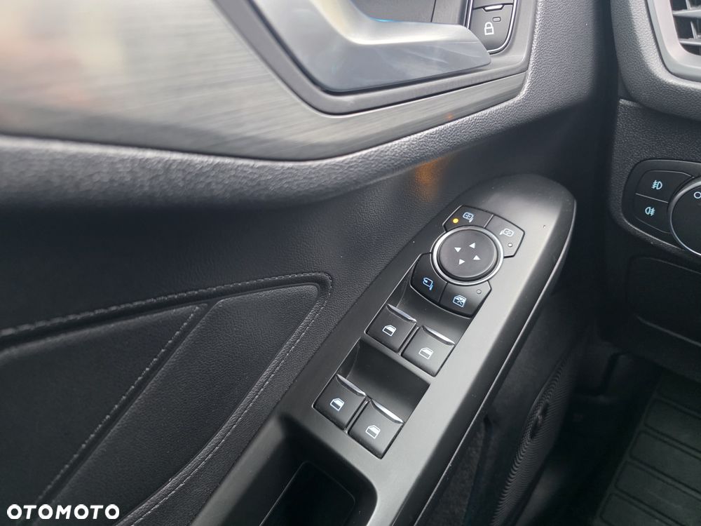 Ford Focus 1.0 EcoBoost STart-Stopp-System TITANIUM X - 39