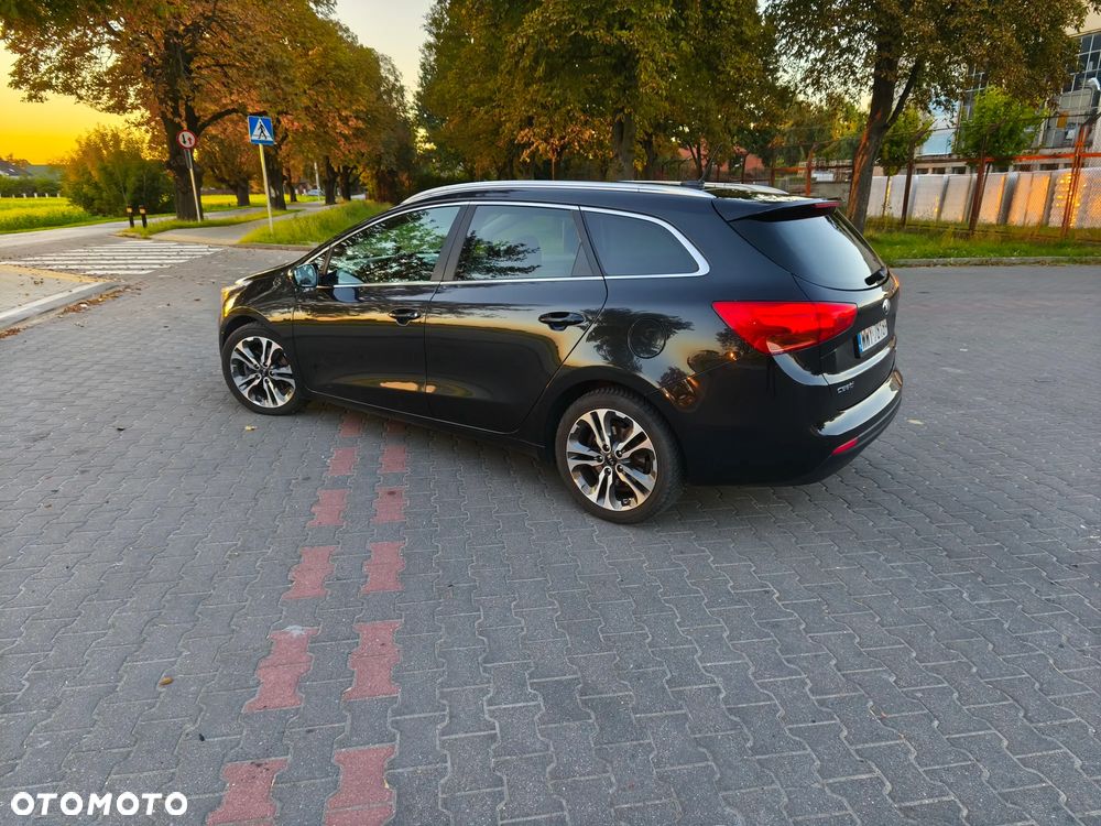 Kia Ceed - 7
