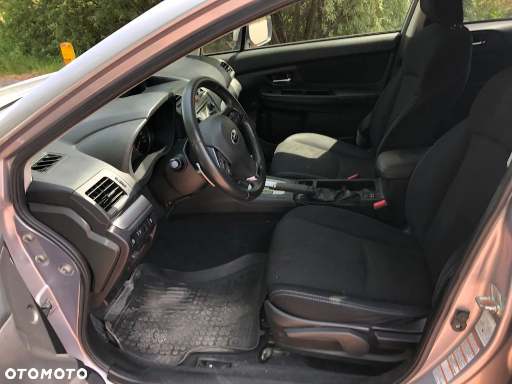 Subaru XV 2.0i Comfort CVT - 10