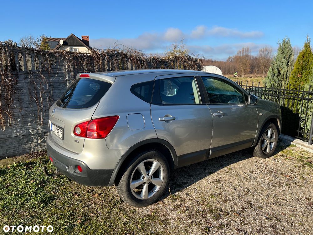Nissan Qashqai 2.0 dCi 4x4 Lounge - 2