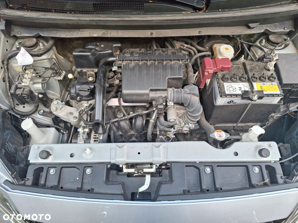 Mitsubishi Space Star - 8