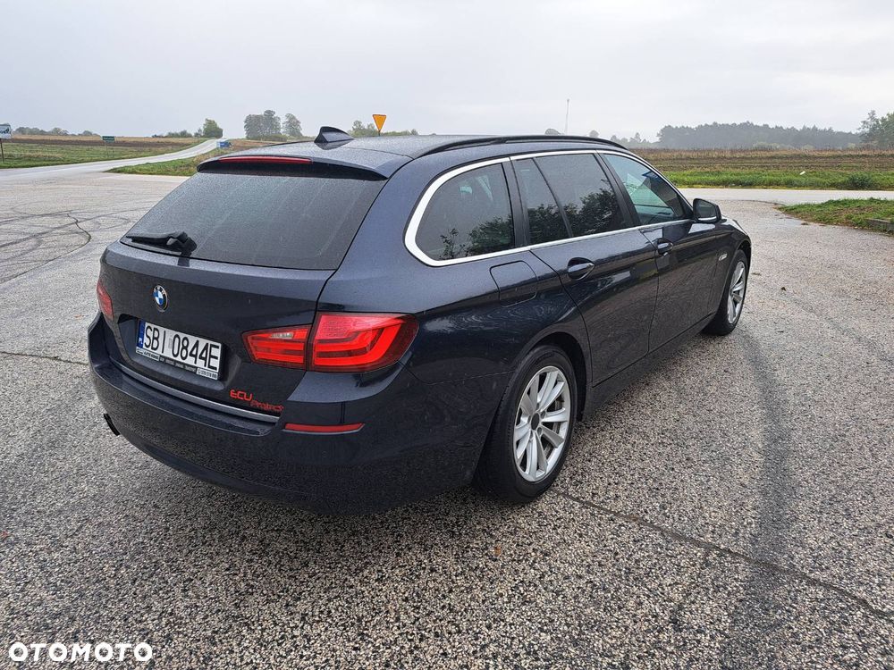 BMW Seria 5 520d Luxury Line - 7
