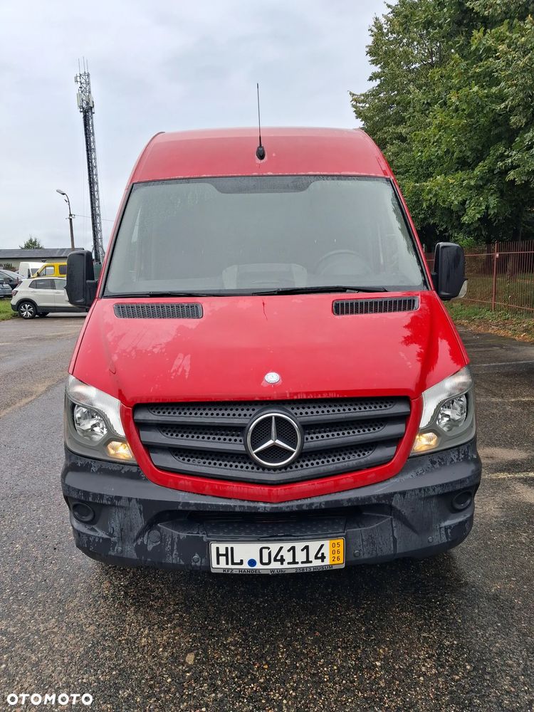 Mercedes-Benz Sprinter - 1