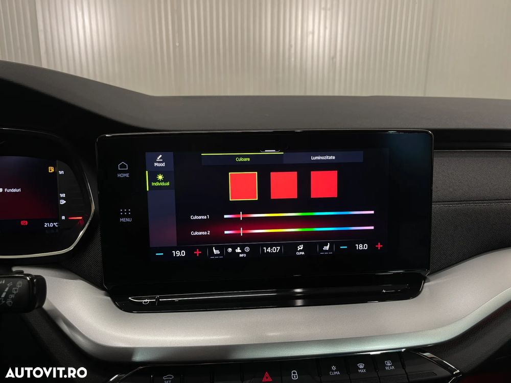 Skoda Octavia 2.0 TDI DSG Style - 18