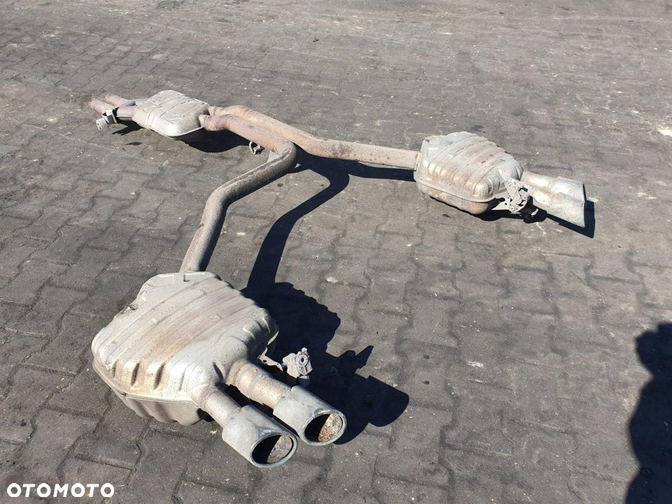 WYDECH KOMPLETNY AUDI S8 D4 - 3