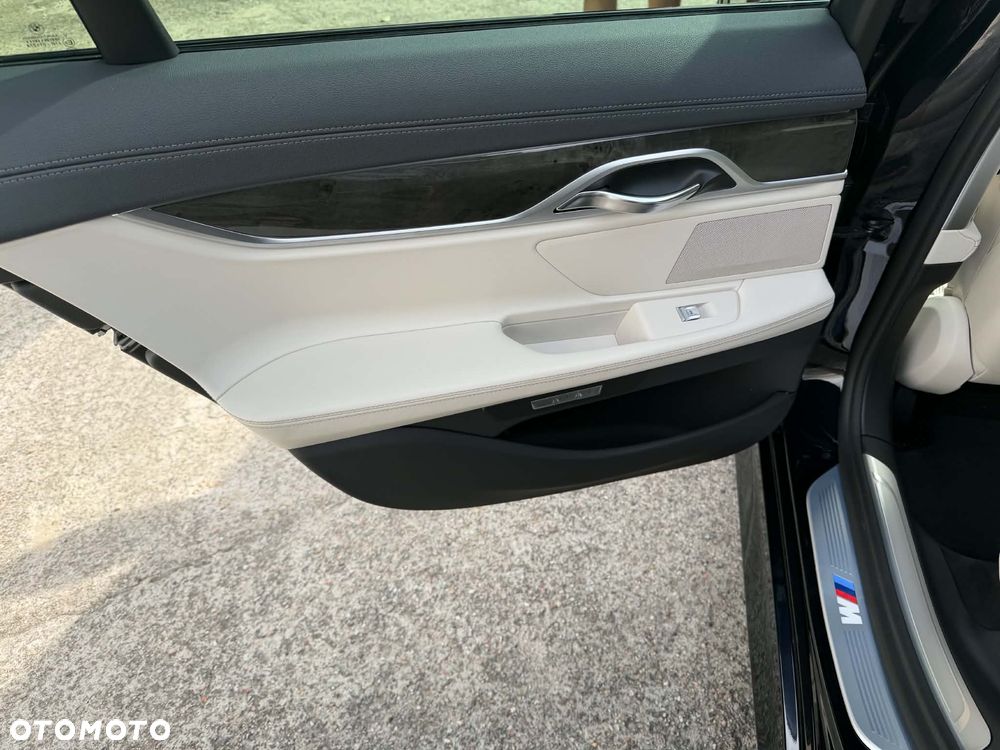BMW Seria 7 750d xDrive - 6