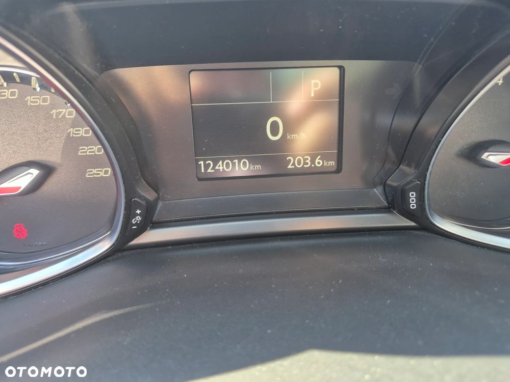 Peugeot 308 PureTech 130 GPF EAT8 Stop & Start GT Pack - 11
