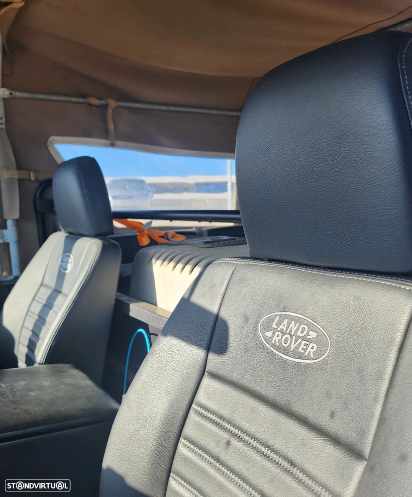 Land Rover Defender 90 2.5 Td5 E - 9