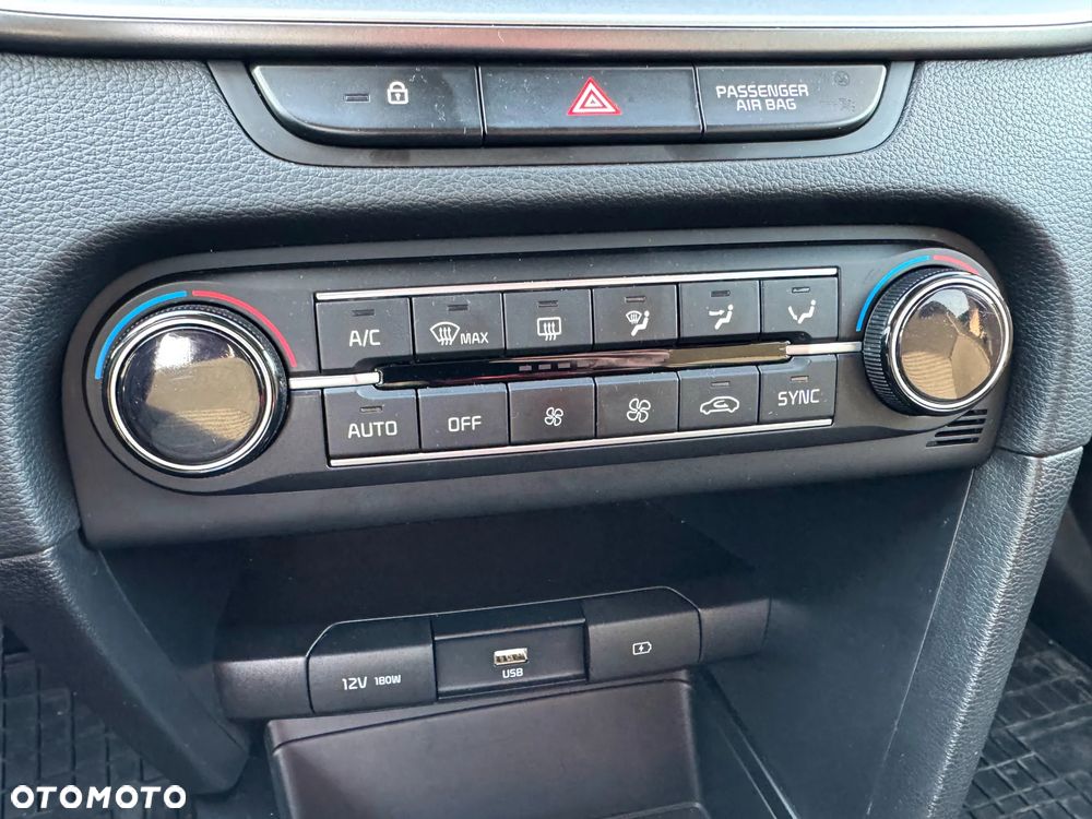 Kia XCeed 1.0 T-GDI M - 16